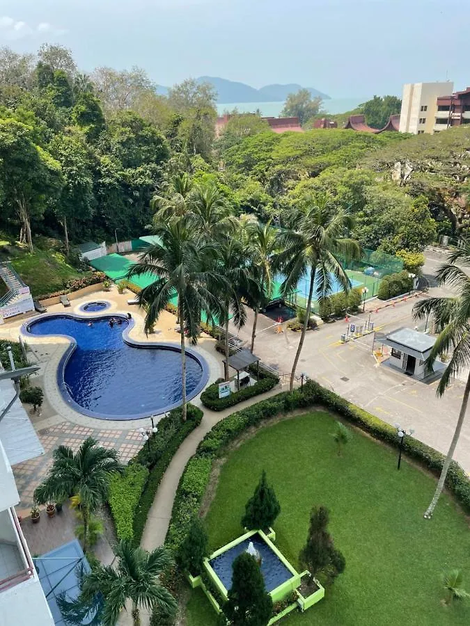 شقة The Ferringhi Sea View 777 باتو فيرينغي